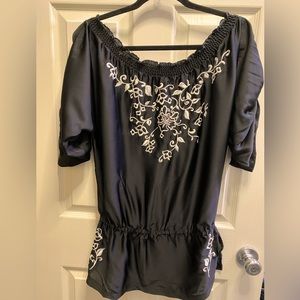 white market black market top  size M
